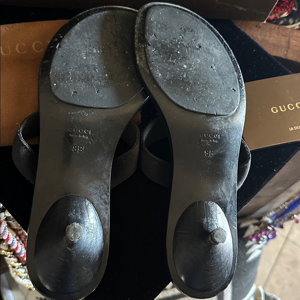 Vintage Gucci Black Leather Sandals w/Silver Logo Detail • Oooohlala & Amore! 🇮🇹 - Picture 5 of 10